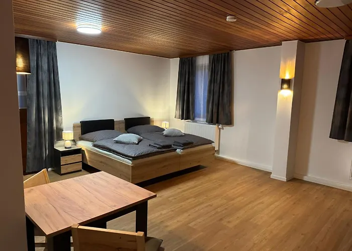 Gaestezimmer Werwein * Heinersreuth