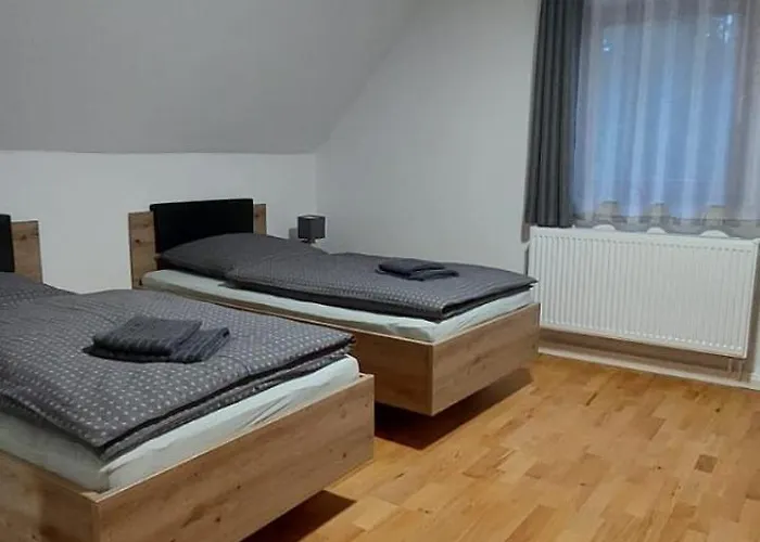 Gaestezimmer Werwein Apartamento Heinersreuth